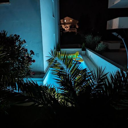 Joy 2 Apartment 诺瓦利娅 外观 照片