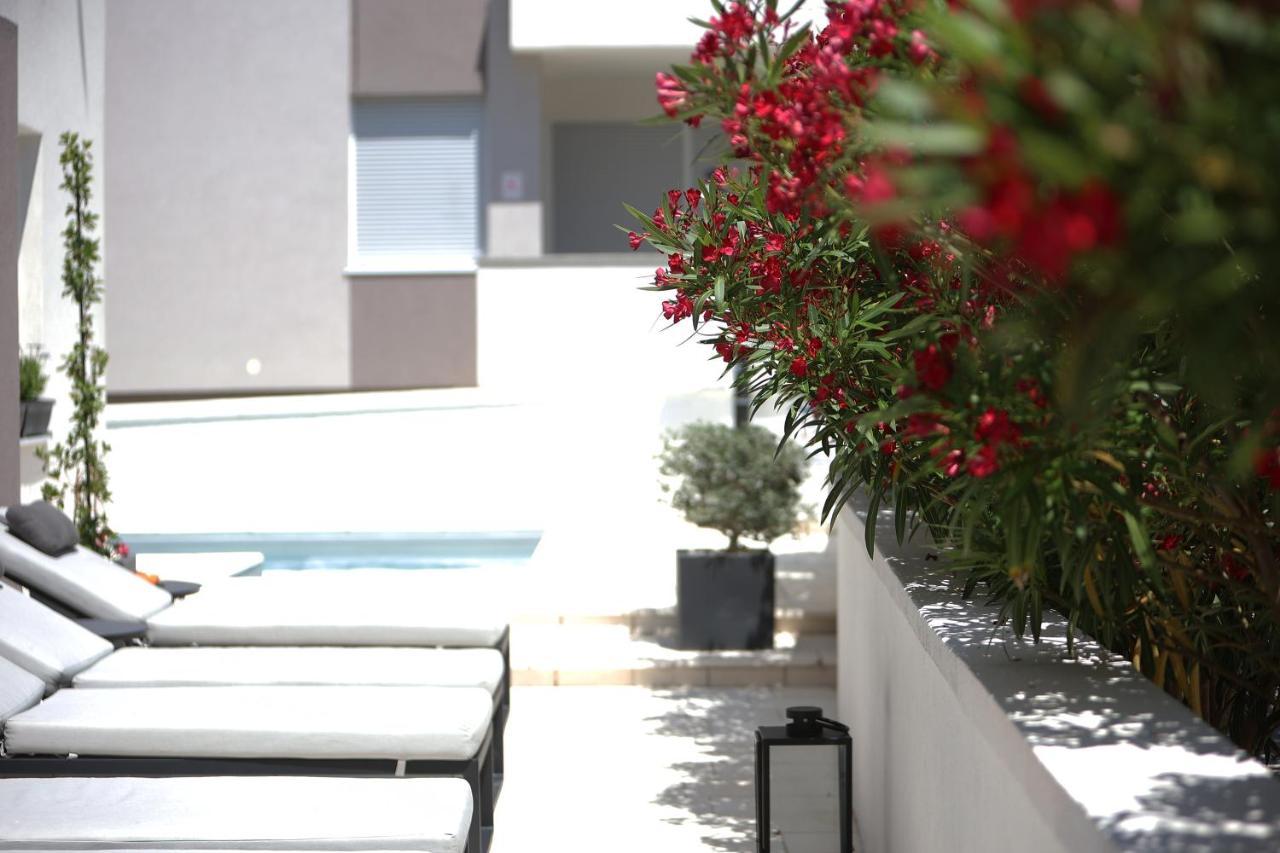 Joy 2 Apartment 诺瓦利娅 外观 照片